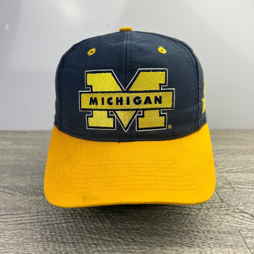 Vintage 90s Michigan‎ Wolverines Hat Cap Fitted Size 7 Blue University The Game
